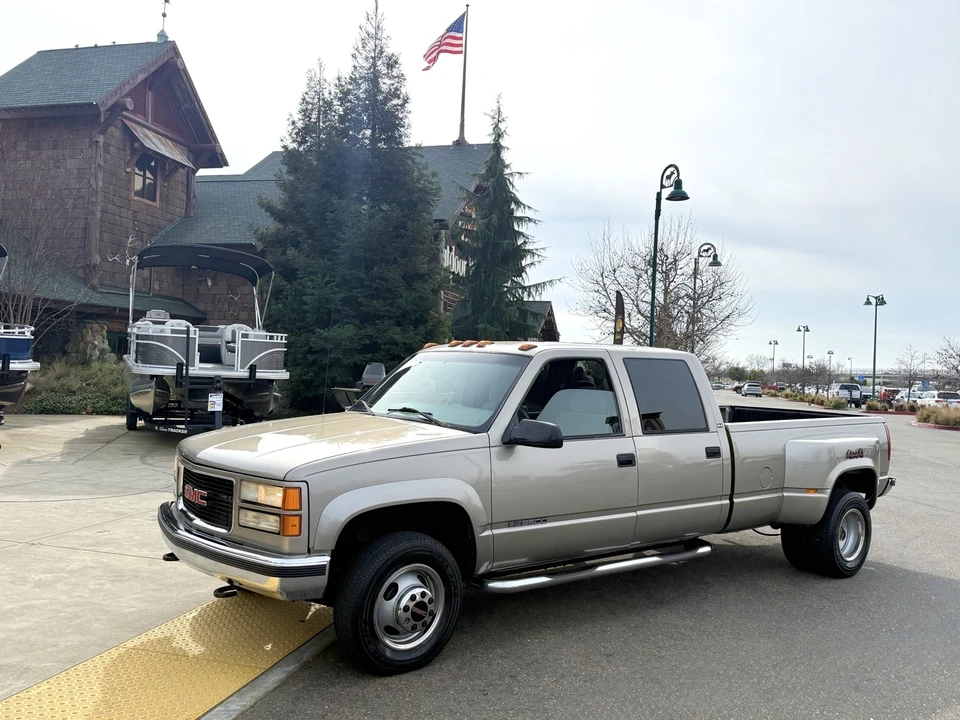 2000 GMC Sierra 1st Gen - Image 4 of 20