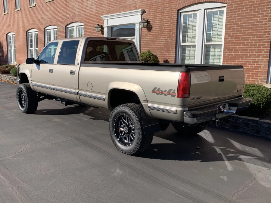 2000 GMC Sierra Heavy Duty 2nd Gen - Image 3 of 9
