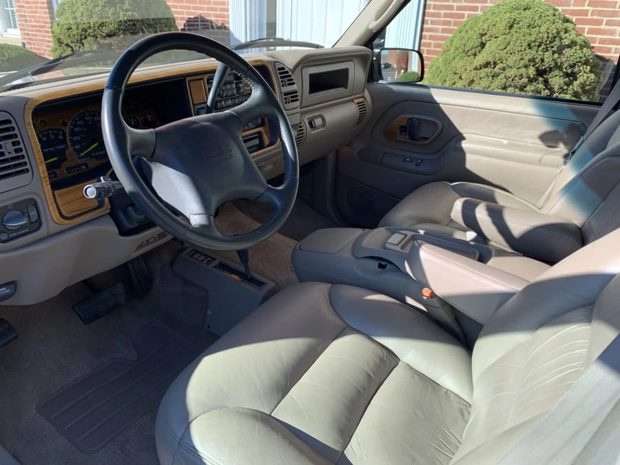 2000 GMC Sierra Heavy Duty 2nd Gen - Image 5 of 9