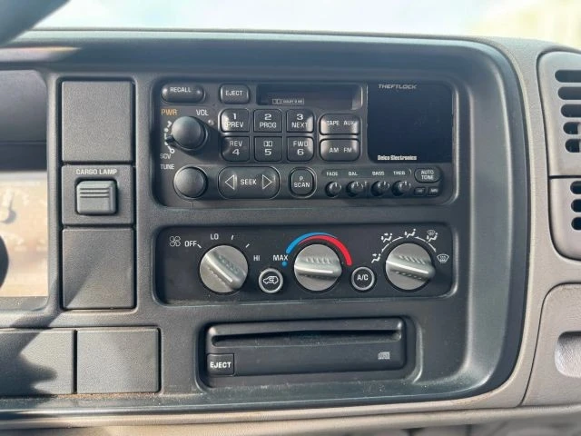 2000 GMC Sierra 2nd Gen - Image 27 of 31