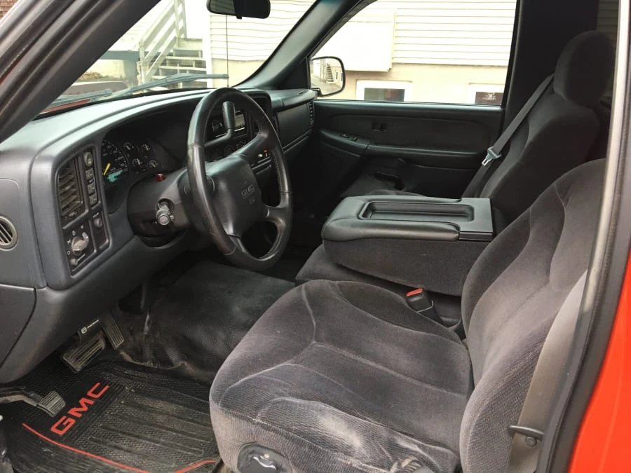 2000 GMC Sierra 2nd Gen - Image 4 of 9