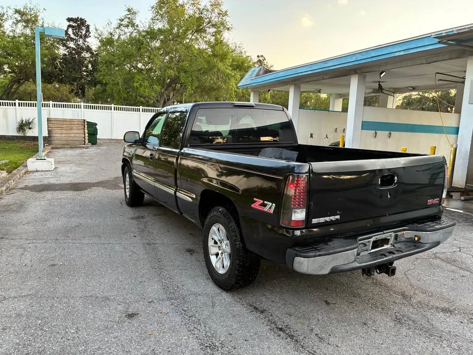 2000 GMC Sierra 1st Gen - Image 2 of 6