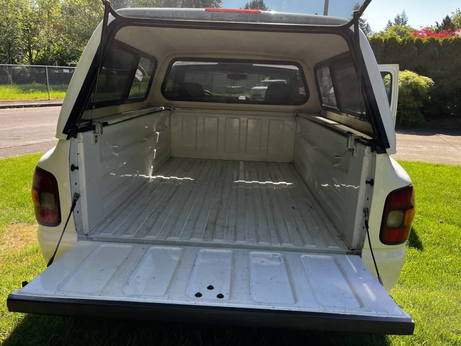 2000 GMC Sierra 2nd Gen - Image 10 of 10