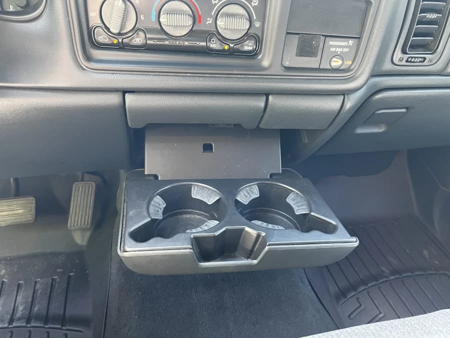 2000 GMC Sierra 2nd Gen - Image 5 of 10