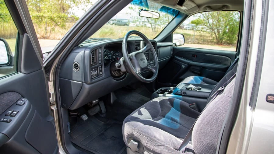2000 GMC Sierra 2nd Gen - Image 4 of 22