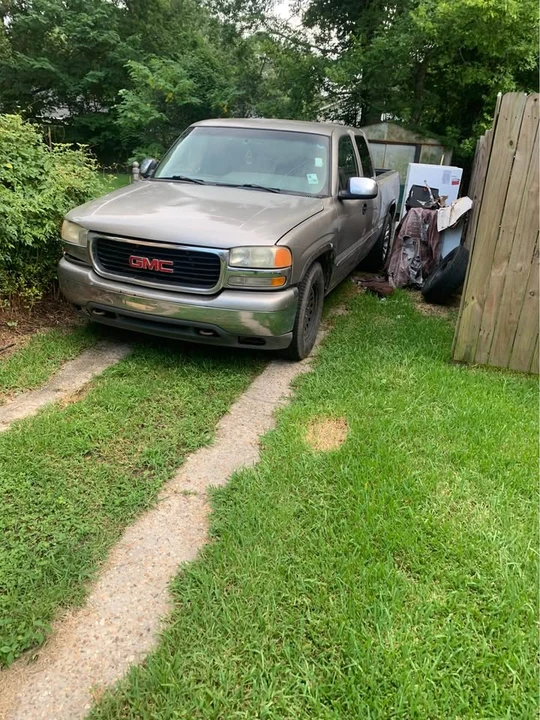 2000 GMC Sierra 1st Gen - Image 4 of 5