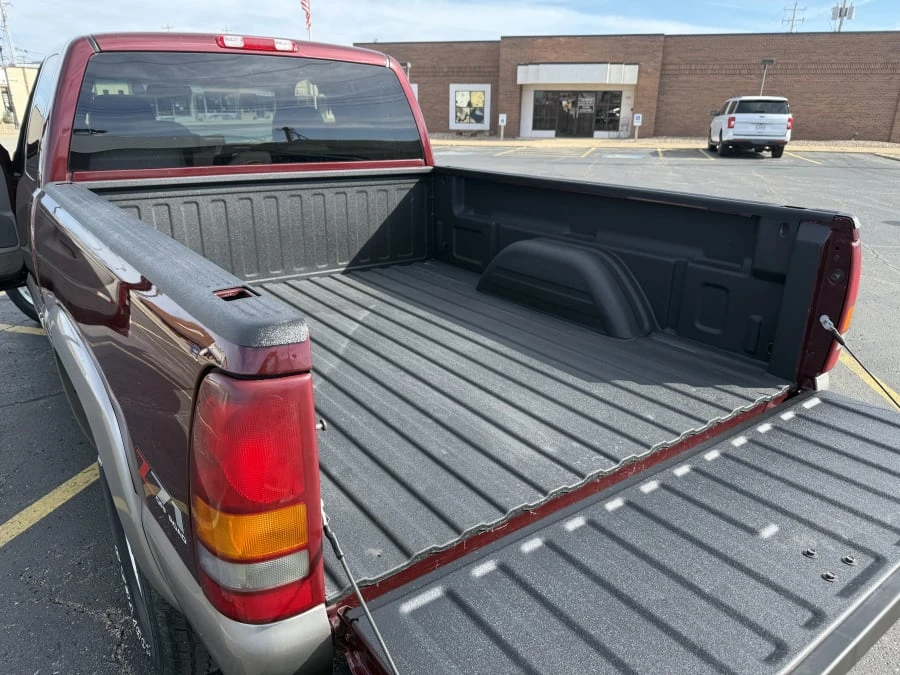 2000 GMC Sierra 2nd Gen - Image 12 of 15