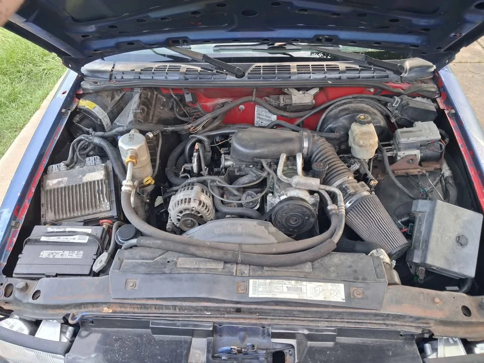 2000 GMC S-15/Sonoma - Image 10 of 10