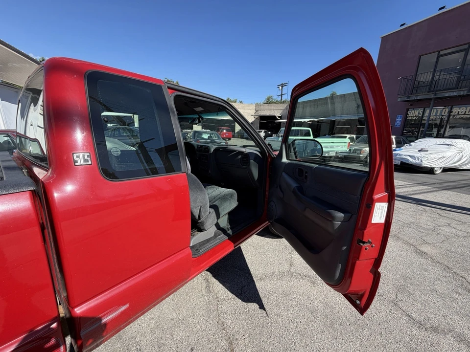2000 GMC S-15/Sonoma - Image 8 of 13