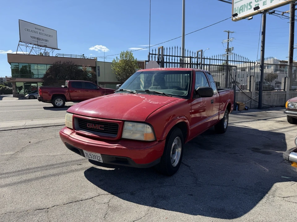 2000 GMC S-15/Sonoma - Image 2 of 13