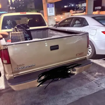 2000 GMC Sonoma Extended Cab Pickup