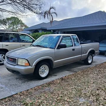 2000 GMC Sonoma Extended Cab Pickup