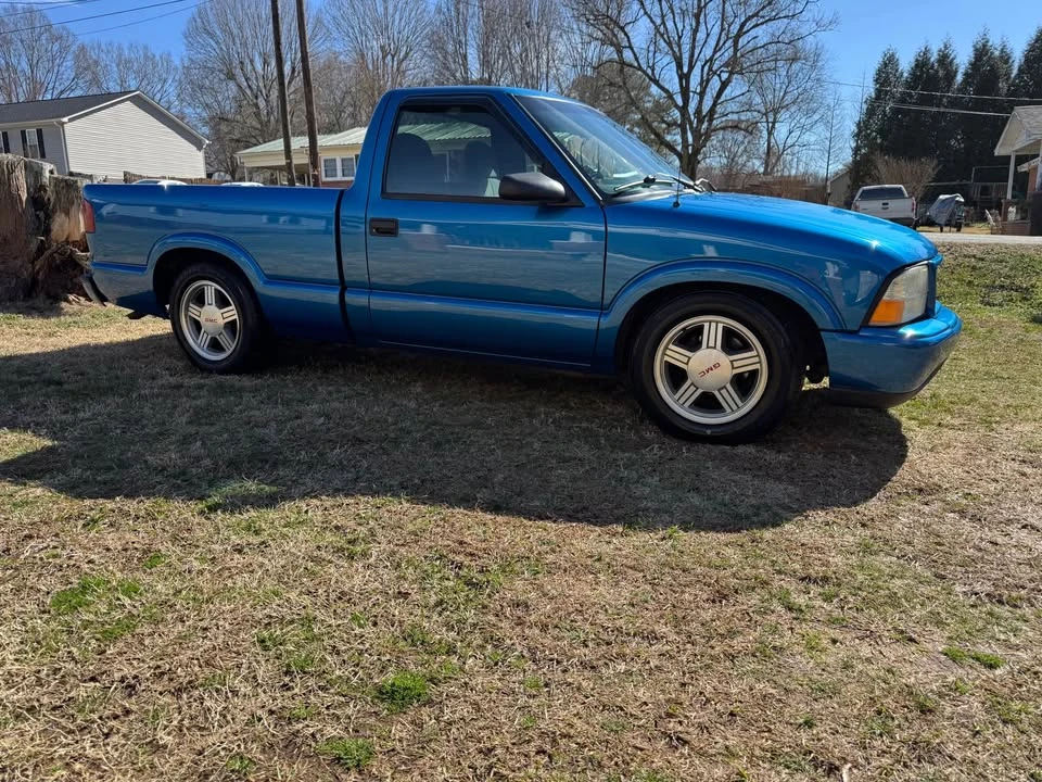 2000 GMC S-15/Sonoma - Image 10 of 12