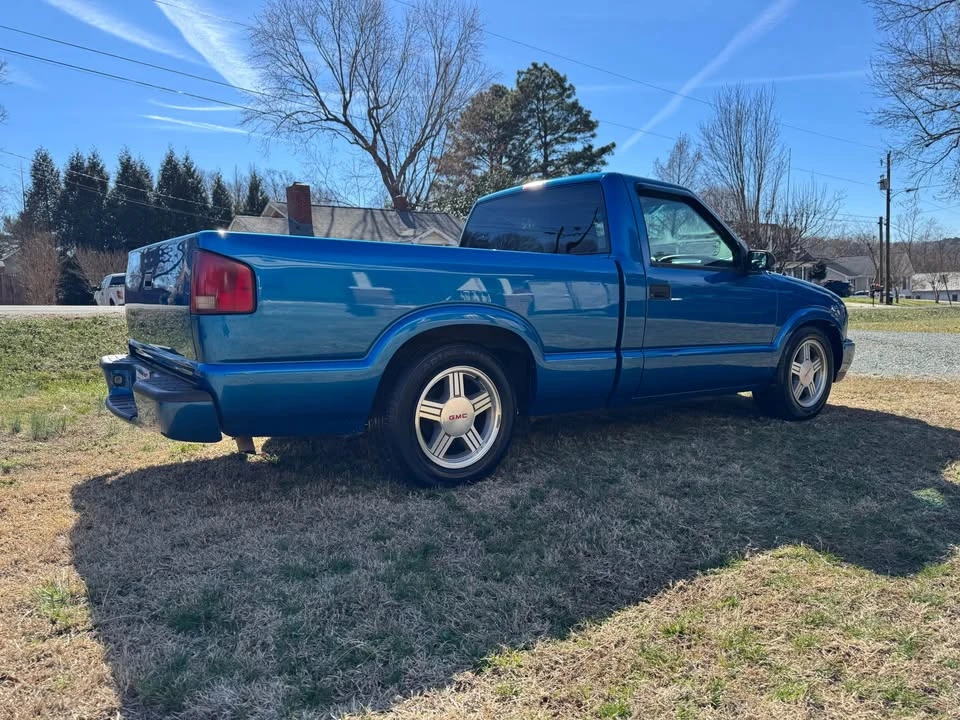 2000 GMC S-15/Sonoma - Image 11 of 12