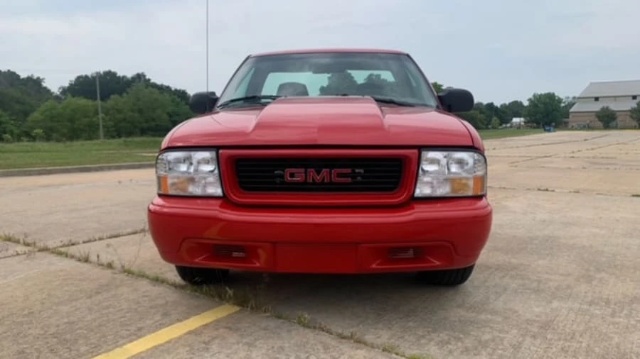 2000 GMC S-15/Sonoma - Image 2 of 12