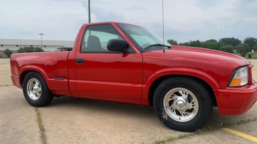 2000 GMC S-15/Sonoma - Image 4 of 12