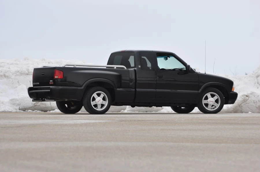 2000 GMC S-15/Sonoma - Image 2 of 12
