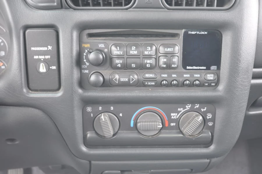 2000 GMC S-15/Sonoma - Image 7 of 12