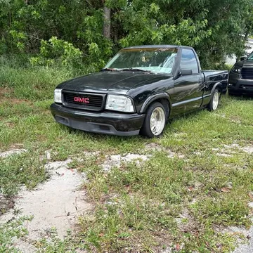 2000 GMC Sonoma Regular Cab SL Pickup 2D 6 ft