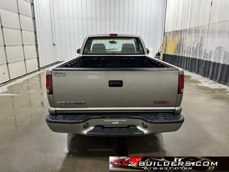 2000 GMC S-15/Sonoma - Image 5 of 12