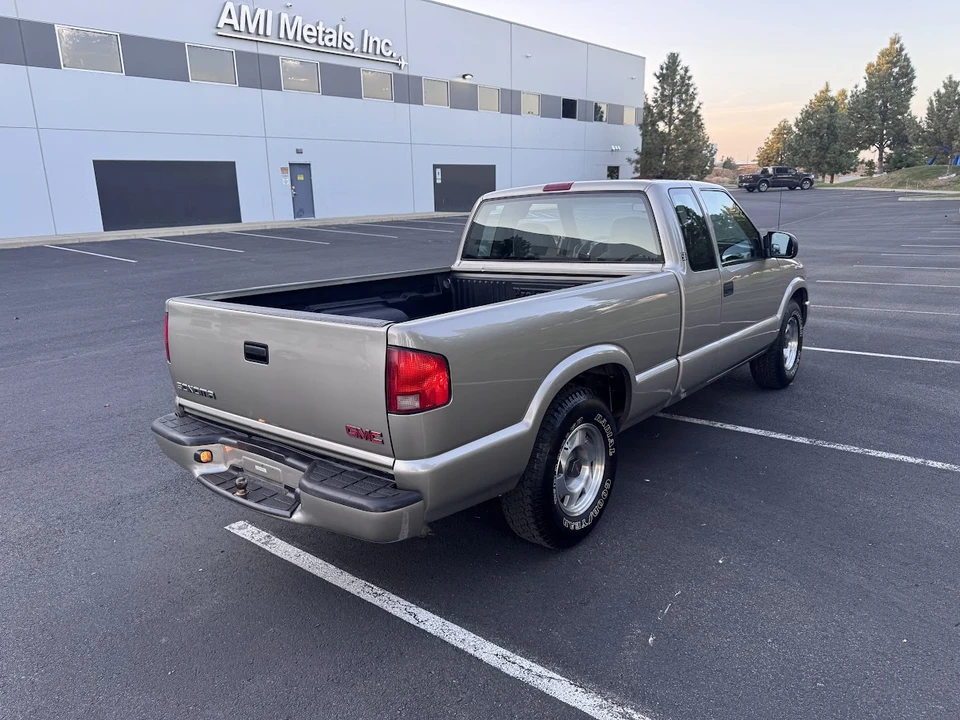 2000 GMC S-15/Sonoma - Image 5 of 31