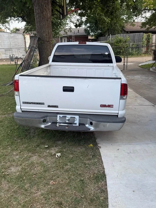 2000 GMC S-15/Sonoma - Image 7 of 11