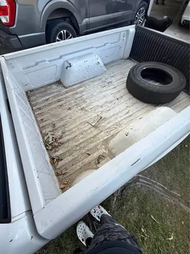 2000 GMC Sonoma SLS Pickup 2D 6 ft