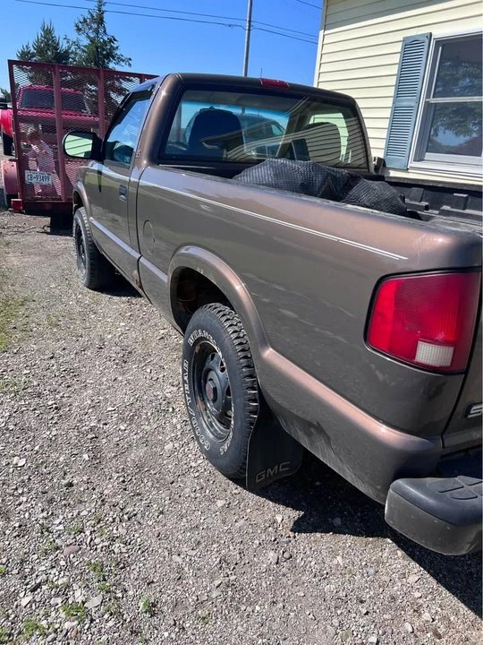 2000 GMC S-15/Sonoma - Image 3 of 5