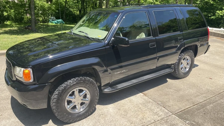 2000 GMC Yukon 1st Gen - Image 19 of 23