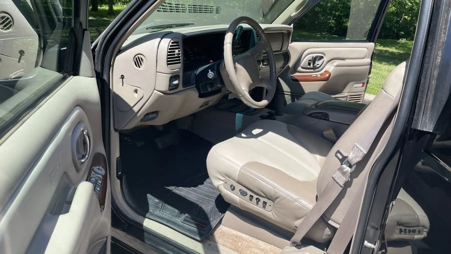 2000 GMC Yukon 1st Gen - Image 4 of 23