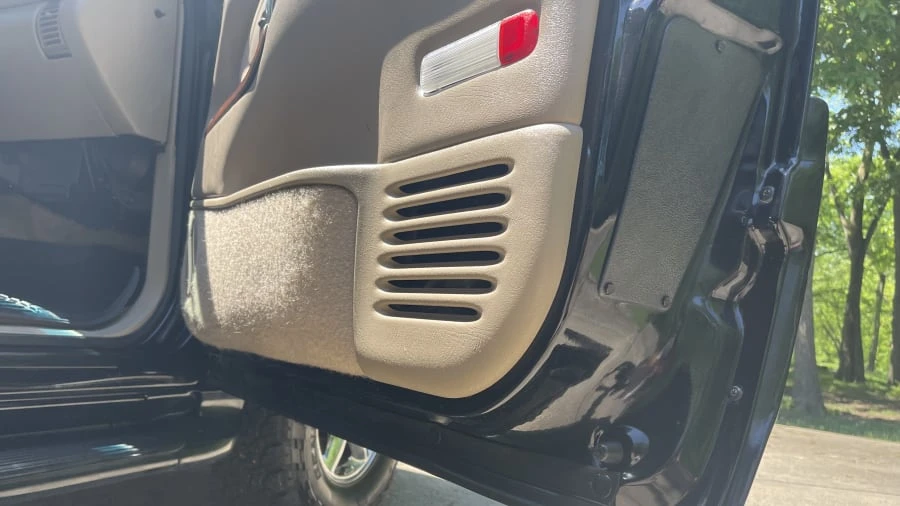 2000 GMC Yukon 1st Gen - Image 12 of 23