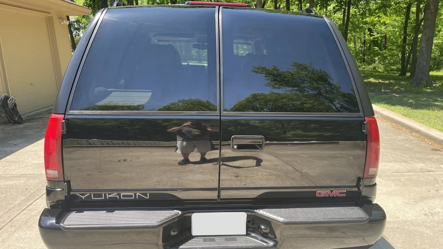 2000 GMC Yukon 1st Gen - Image 15 of 23