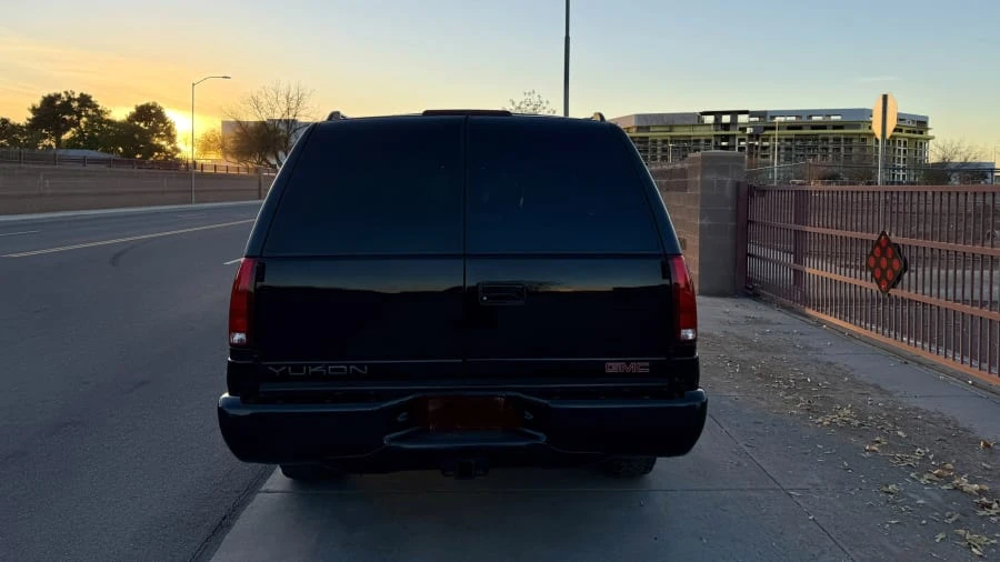 2000 GMC Yukon 1st Gen - Image 5 of 30