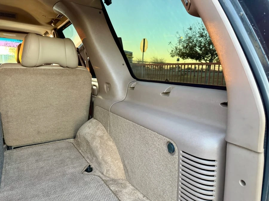 2000 GMC Yukon 1st Gen - Image 23 of 30