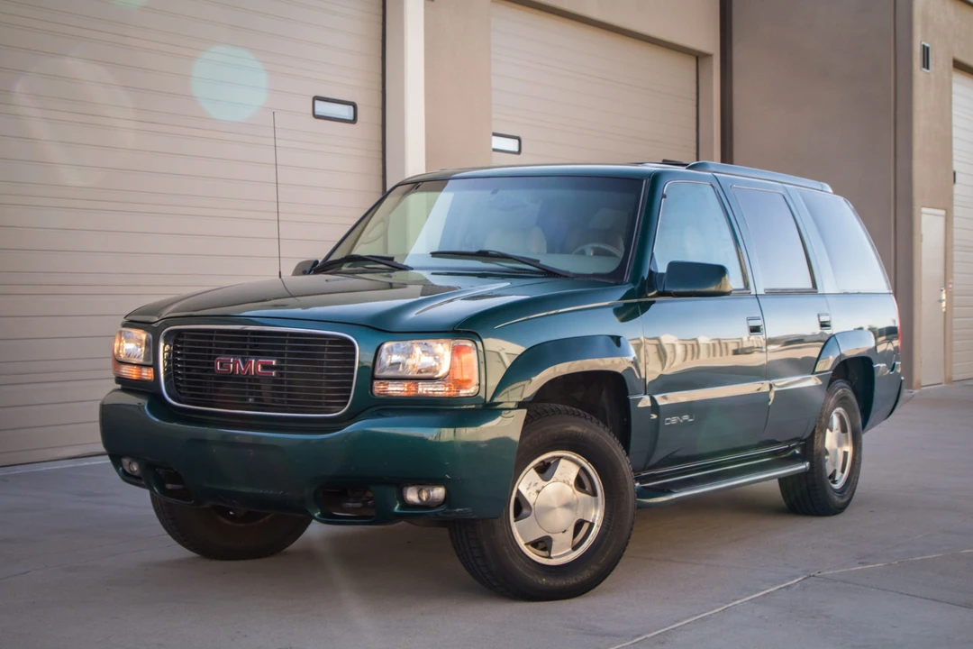 2000 GMC Yukon 1st Gen - Image 11 of 31