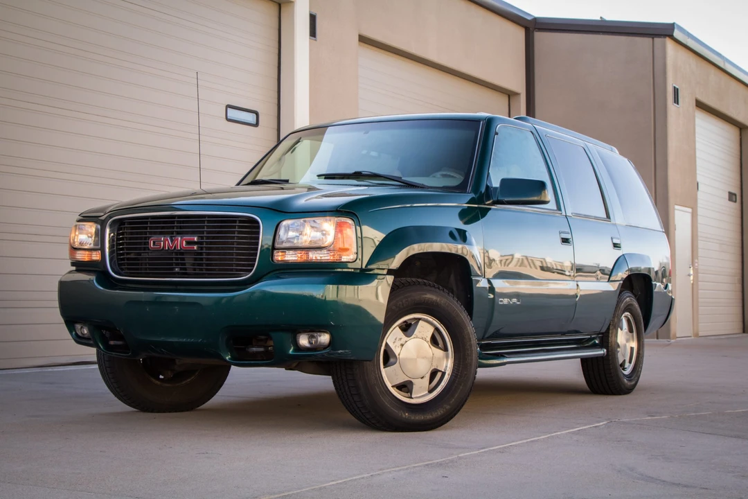 2000 GMC Yukon 1st Gen - Image 16 of 31