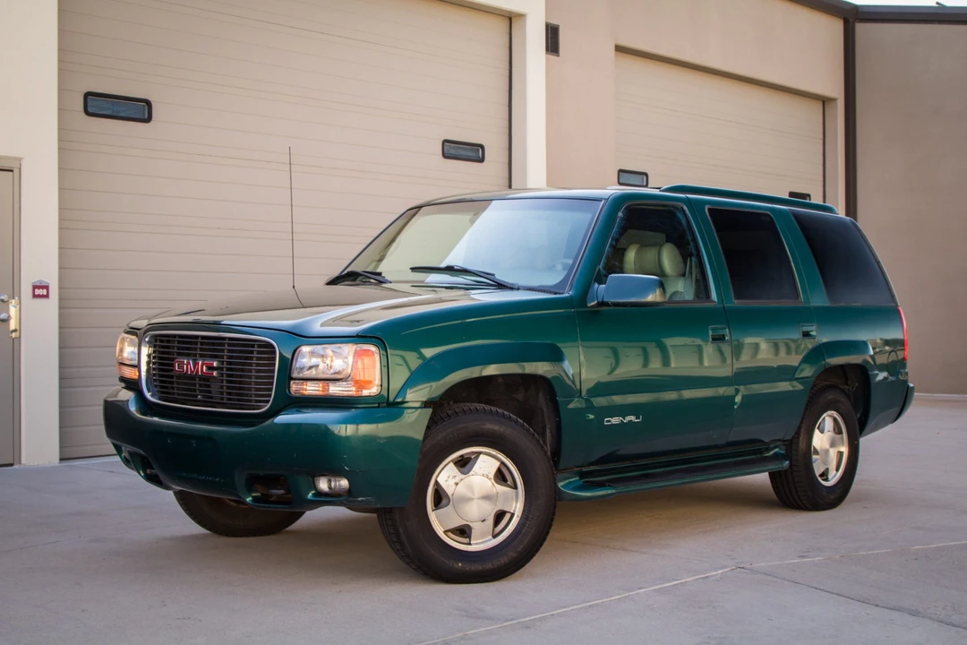 2000 GMC Yukon 1st Gen - Image 19 of 31