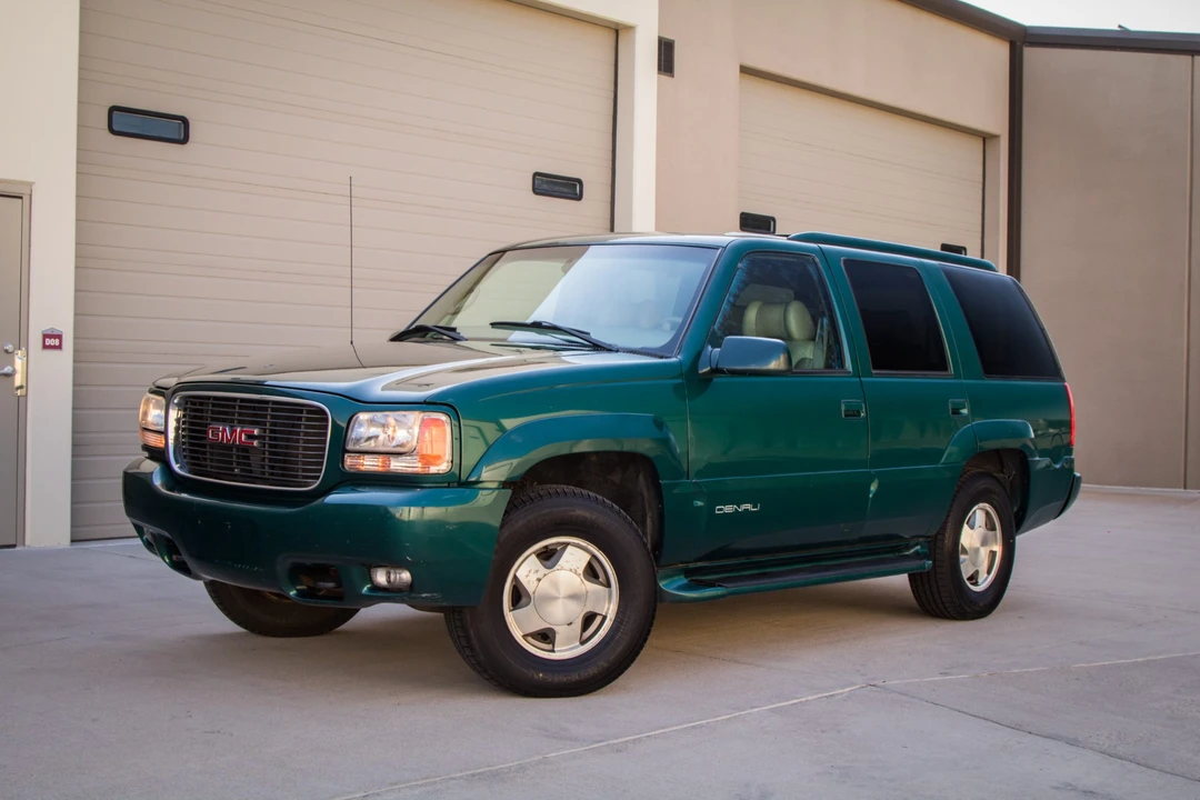 2000 GMC Yukon 1st Gen - Image 17 of 31