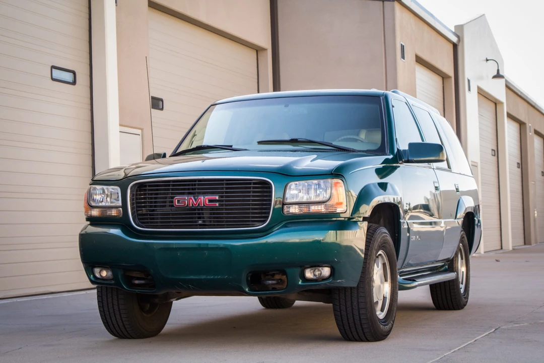 2000 GMC Yukon 1st Gen - Image 3 of 31