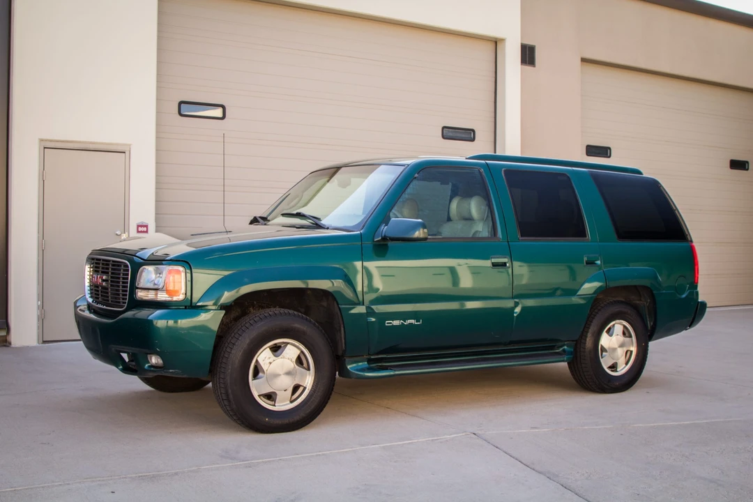 2000 GMC Yukon 1st Gen - Image 23 of 31