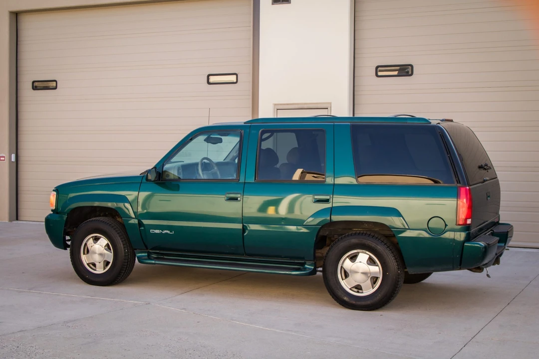 2000 GMC Yukon 1st Gen - Image 27 of 31