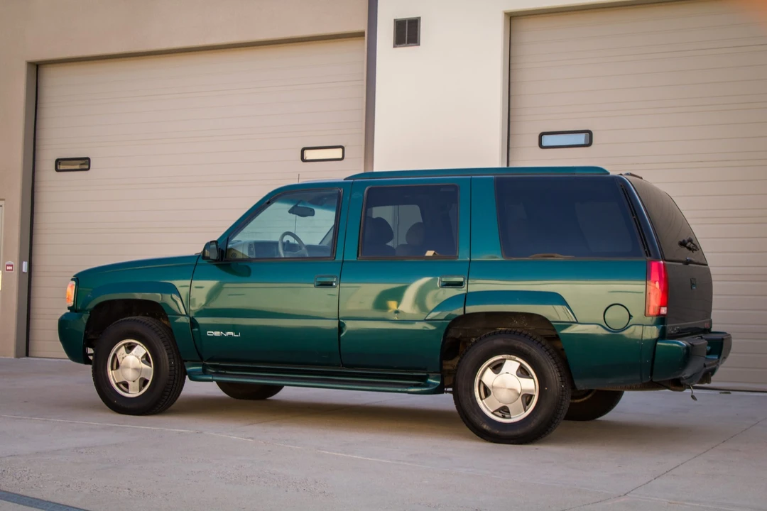 2000 GMC Yukon 1st Gen - Image 28 of 31