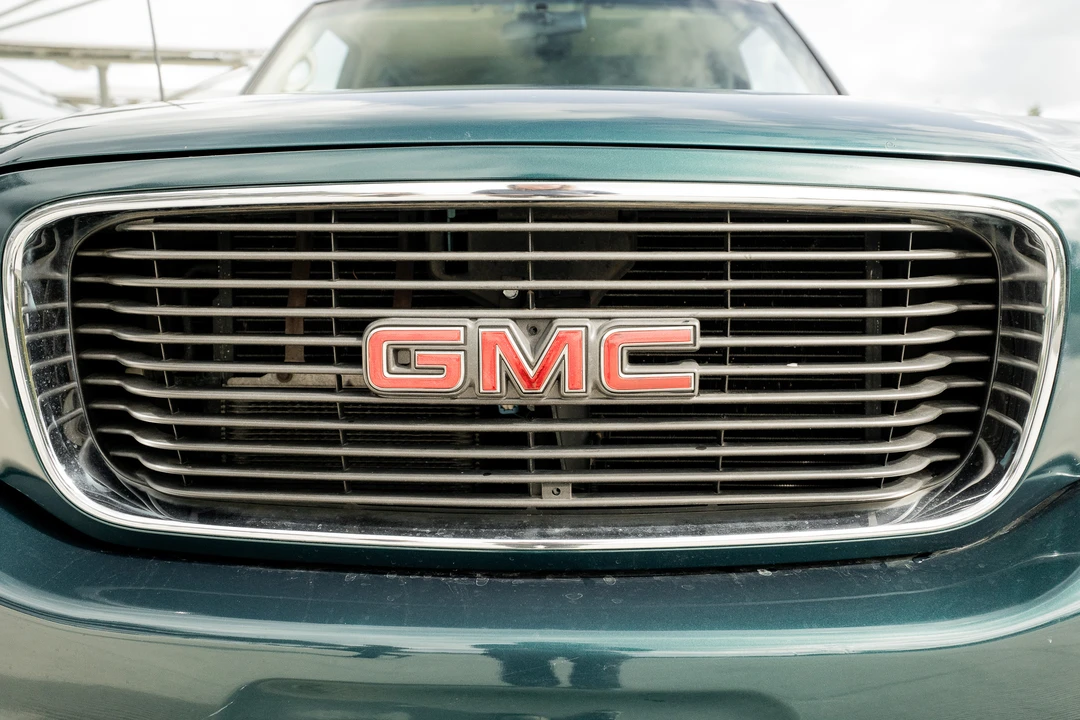 2000 GMC Yukon 1st Gen - Image 12 of 31