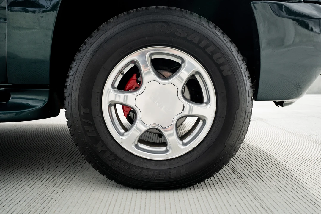 2000 GMC Yukon 1st Gen - Image 21 of 31