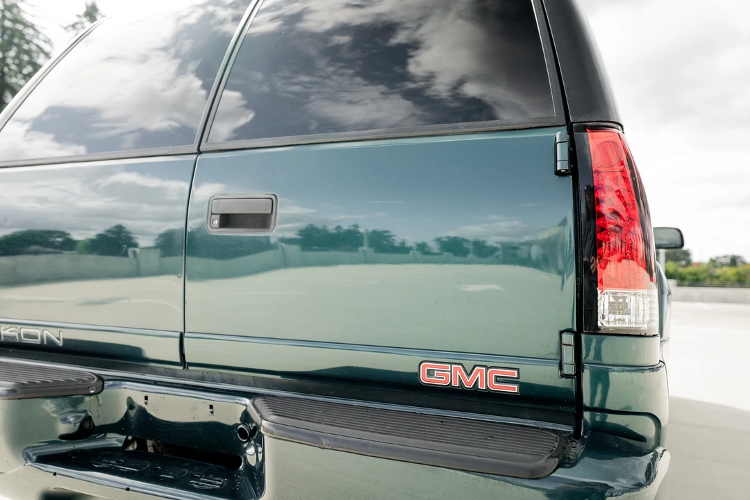 2000 GMC Yukon 1st Gen - Image 15 of 31
