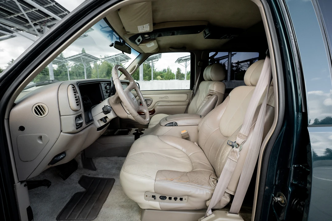 2000 GMC Yukon 1st Gen - Image 25 of 31