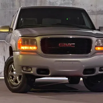 2000 GMC Yukon Denali Sport Utility 4D