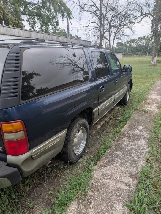 2000 GMC Yukon 2nd Gen - Image 4 of 7