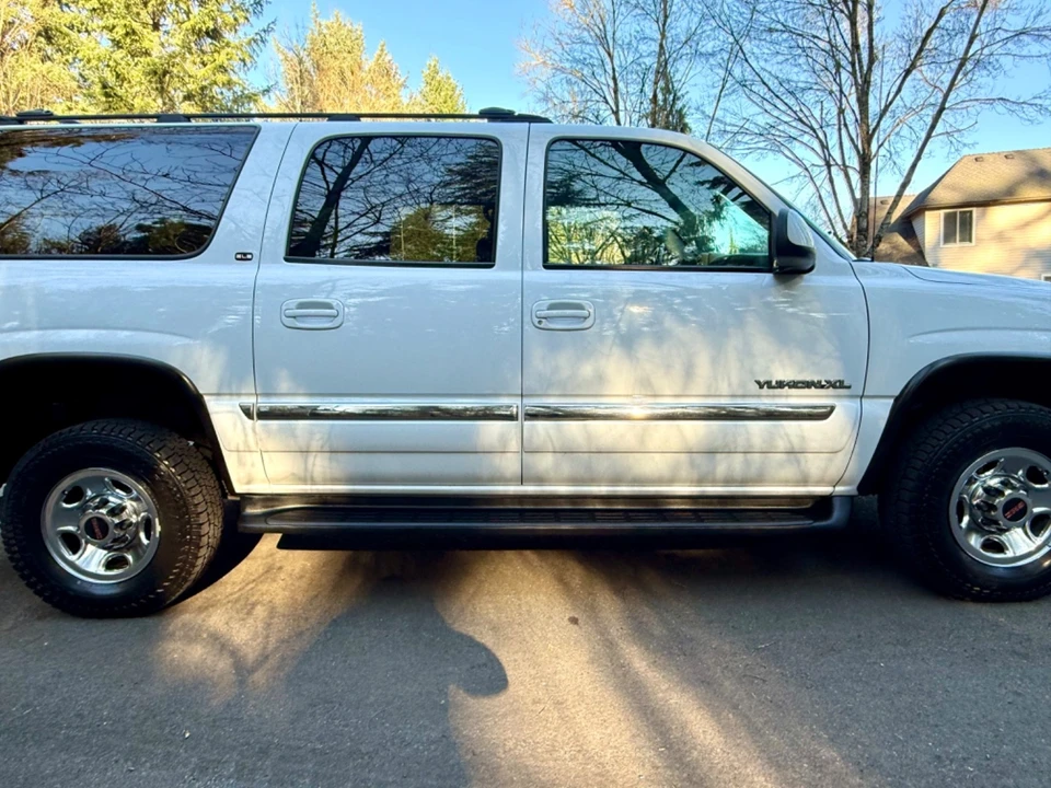 2000 GMC Yukon 2nd Gen - Image 16 of 21