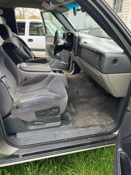2000 GMC Yukon - Image 13 of 17